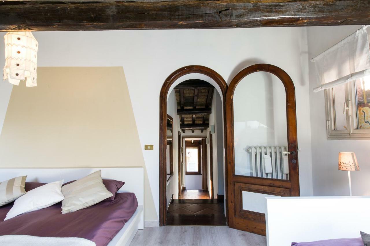 Lo Chalet Di Trastevere โรม ภายนอก รูปภาพ